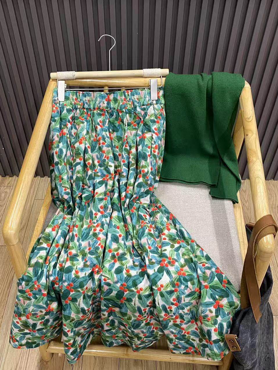 Retro Floral A-Line Midi Skirt - مراجعة Midi Skirt Floral وسعره