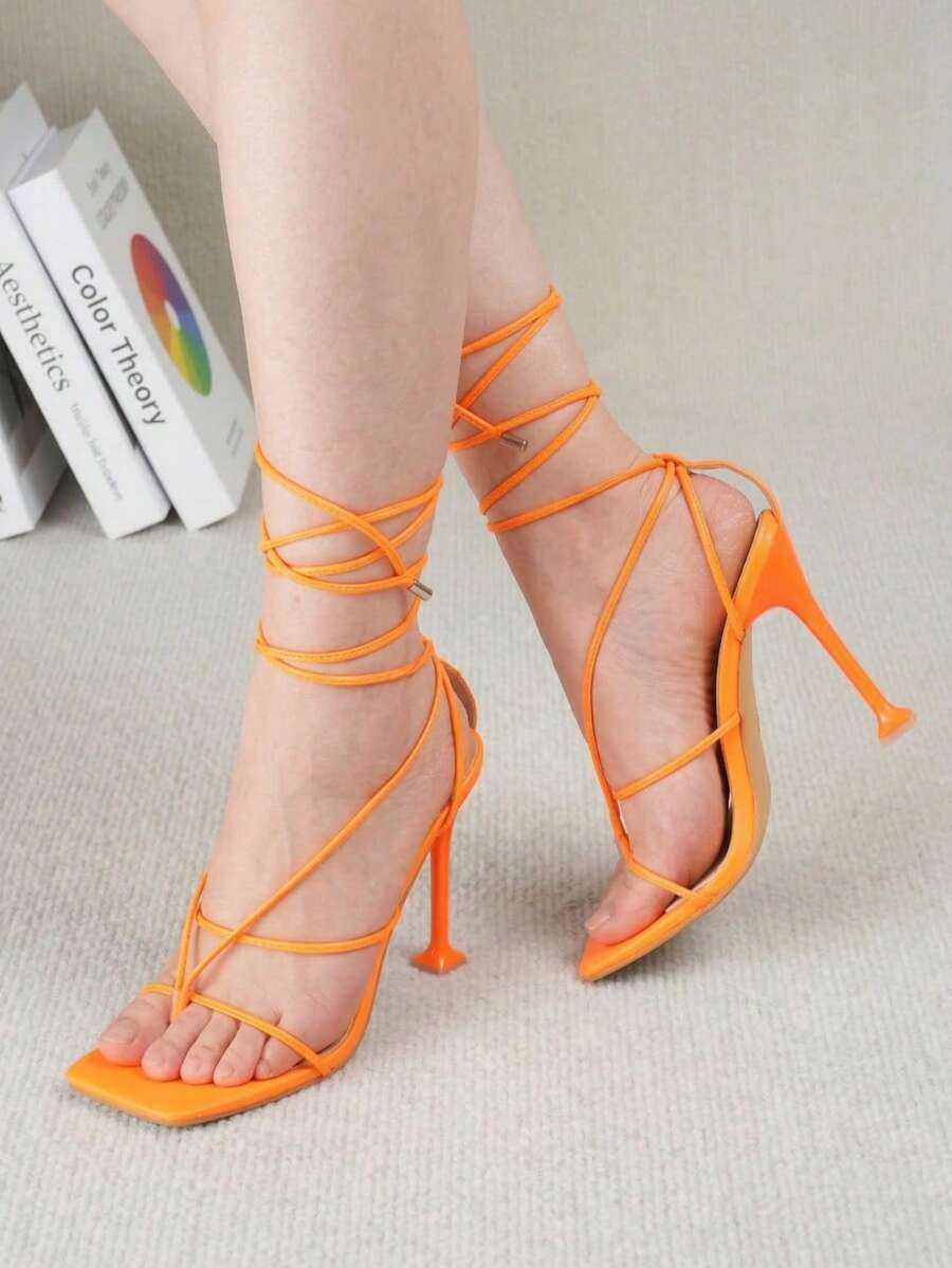 Womens 4.2 Inch Strappy Square - مراجعة Sandal Strappy Heeled وسعره