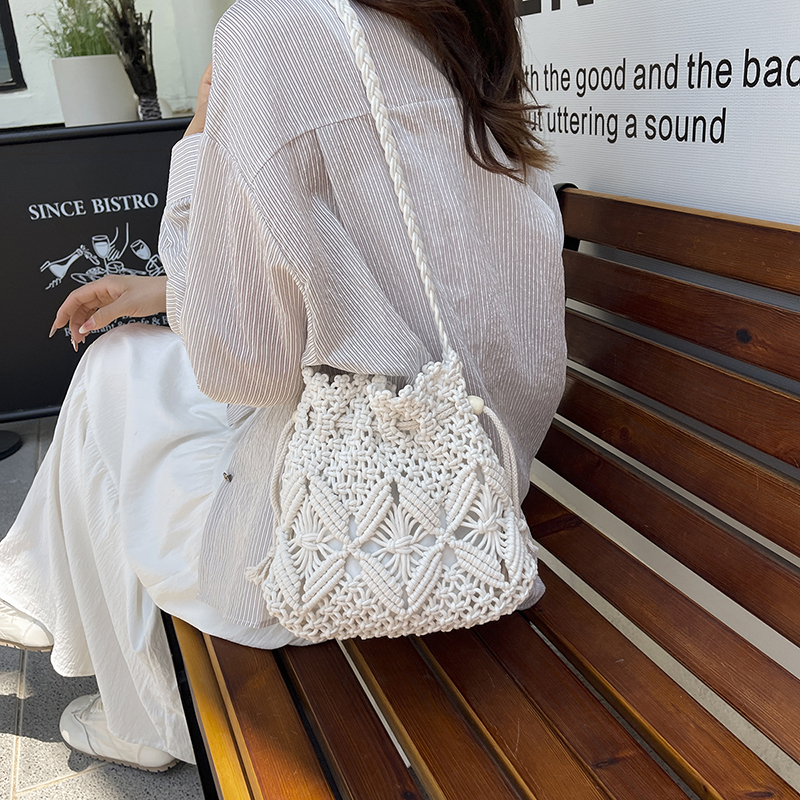 LEFTSIDE Weave Small Shoulder  - مراجعة Crochet Bag Raffia وسعره