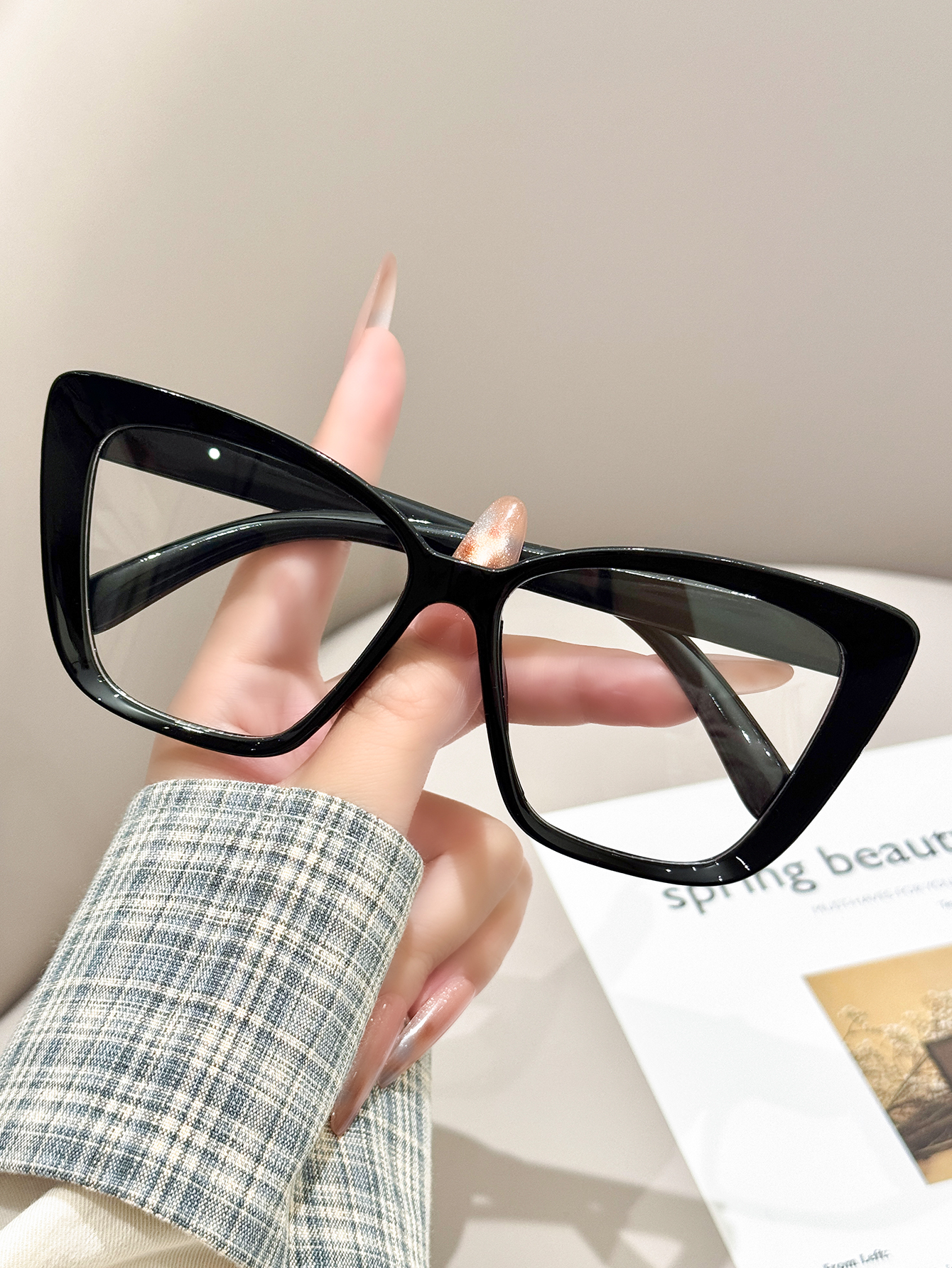 1pc daily fashionable black ca - مراجعة Sunglasses Cat Eye وسعره