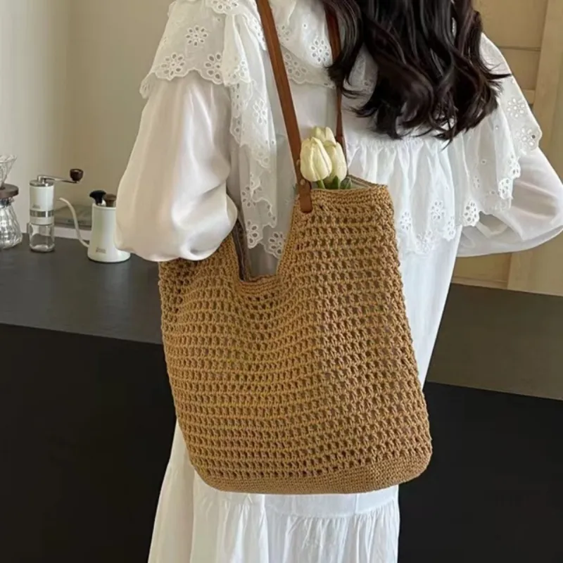 Women's hand-woven straw tote  - مراجعة Tote Bag Beach وسعره